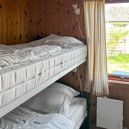 2 Bedroom Cozy In בית נופש *